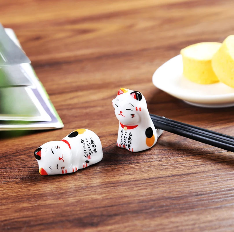 🐾 Repose-baguettes Maneki-neko en céramique