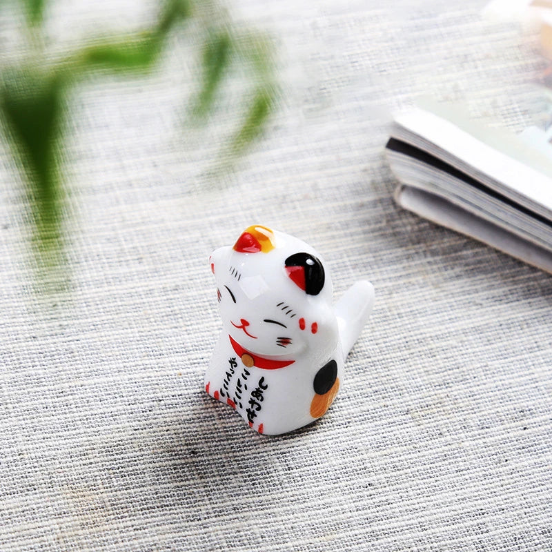 🐾 Repose-baguettes Maneki-neko en céramique